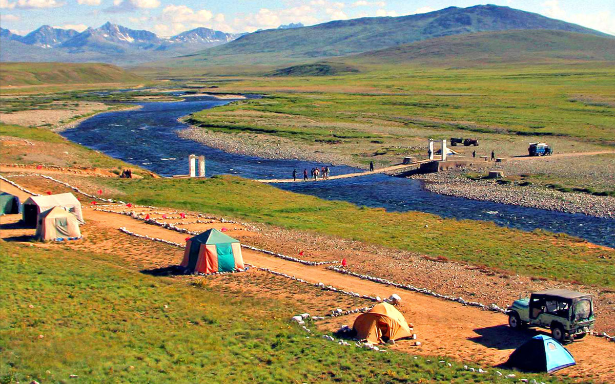 Pakistan is blessed with many amazing places. One such place is Deosai National Park